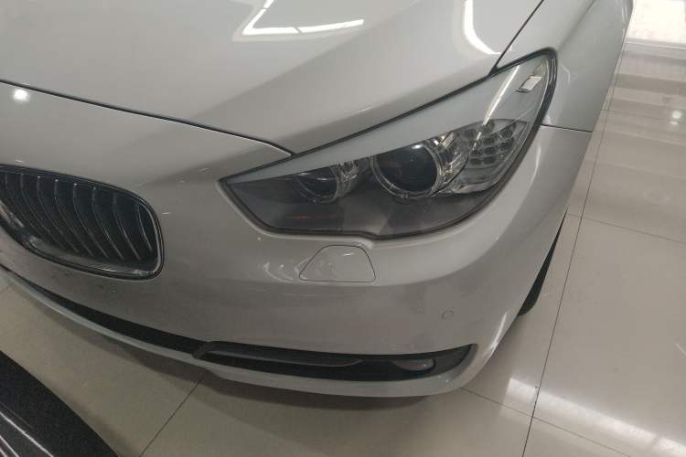 Used BMW 5 Series GT 2015 528i Leading Model