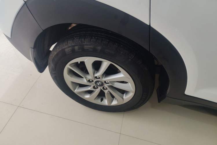 Used Hyundai Tucson 2015 1.6T Dual-Clutch Two-Wheel-Drive Smart Model