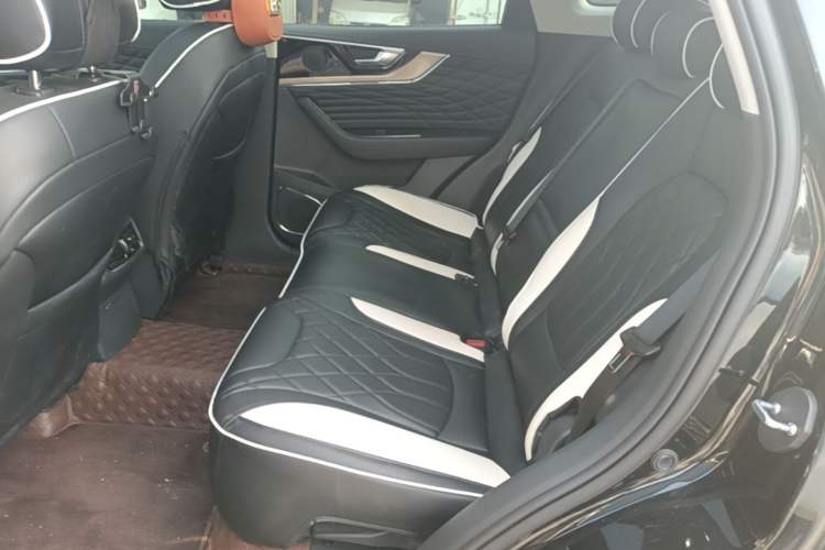 Used Hongqi HS5 2022 Revised Version 2.0T Smart Connect Flagship Edition
