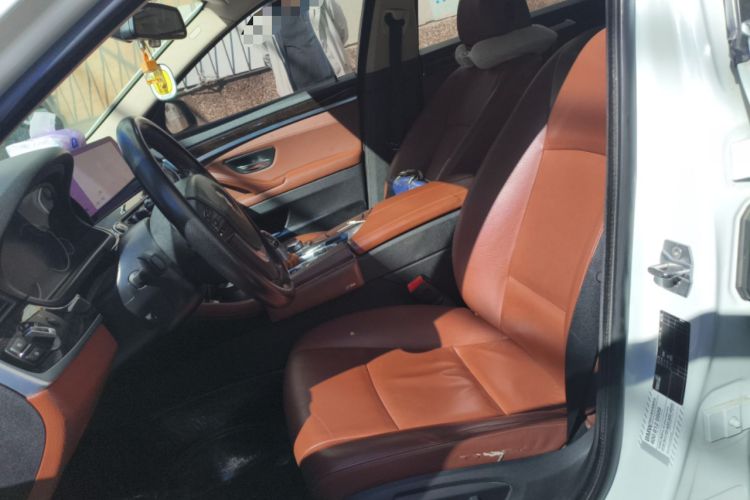 Used BMW 5 Series 2014 525Li Leading Model
