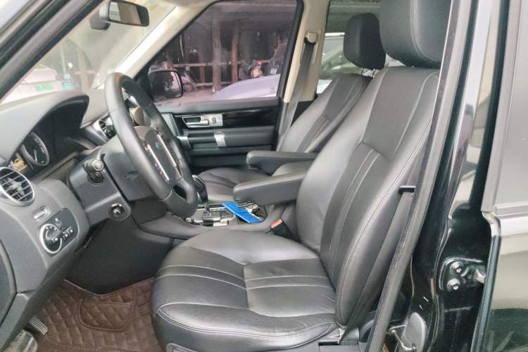 Used Land Rover Discovery 2010 5.0 V8 HSE Gasoline Model Left Front Seat