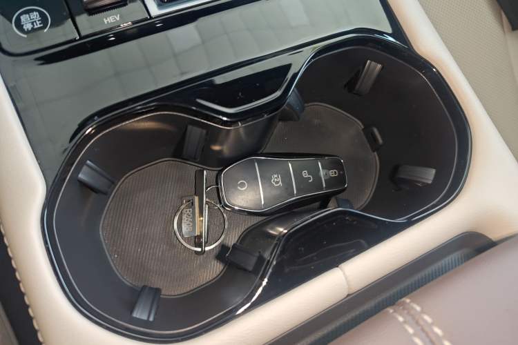 Used BYD Song PLUS New Energy 2025 DM-i Smart Drive 112KM Prestige Model
