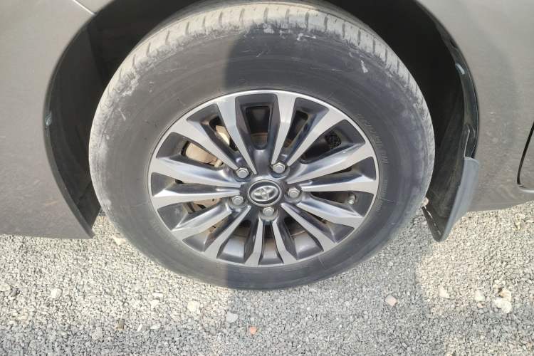 Used Toyota Corolla 2017 Revised Version 1.2T S-CVT GL