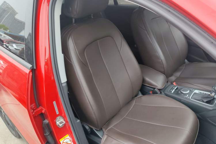 Used Audi Q2L 2020 35 TFSI Ambition Dynamic Edition Right Front Seat