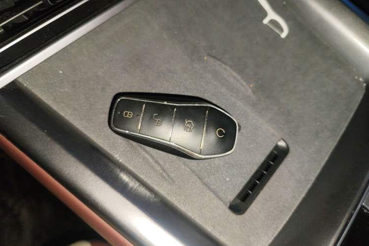 Used BYD Seal 2023 DM-i 1.5T 121km Flagship Model Vehicle Key