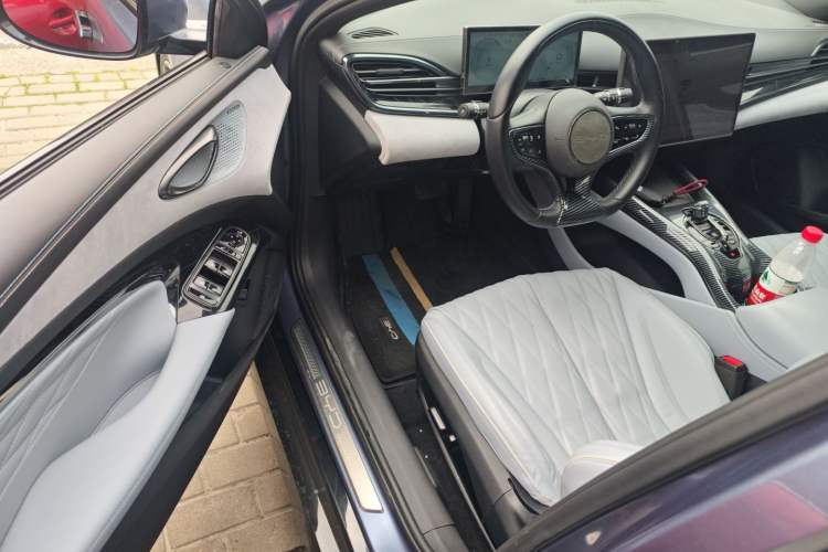 Used BYD Seal 2022 550 km Standard Range Rear-Wheel Drive Prestige Version
