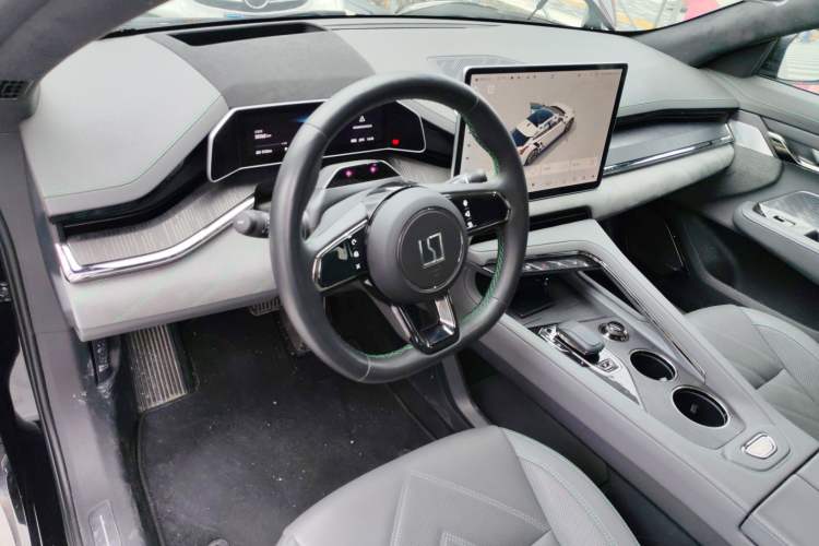 Used Zeekr 001 2023 WE Edition 100 kWh
