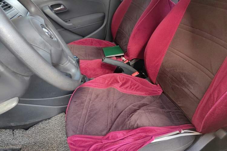 Used Volkswagen Polo 2013 1.4L Manual Fashion Edition Left Front Seat