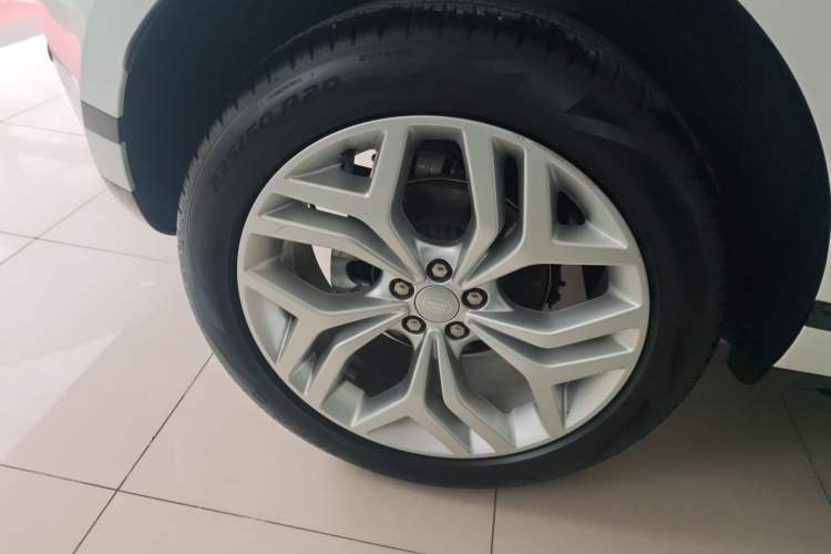 Used Land Rover Range Rover Evoque 2021 Range Rover Evoque 200 PS R-Dynamic Standard Elite Edition