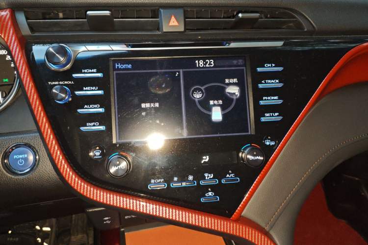 Used Toyota Camry 2018 Dual-Engine 2.5 HG Luxury Edition Audio And AC Panel