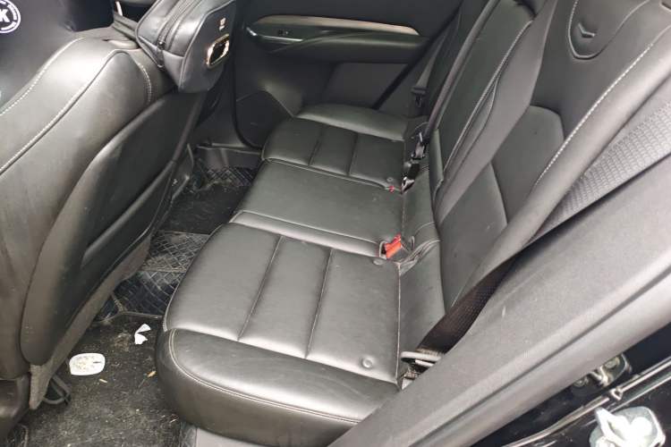 Used Cadillac XT4 2024 28T Two-Wheel-Drive Luxury Version Left Rear Seat