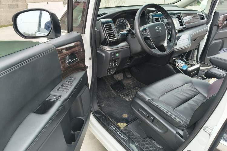 Used Honda Elysion 2016 2.4L Supreme Edition