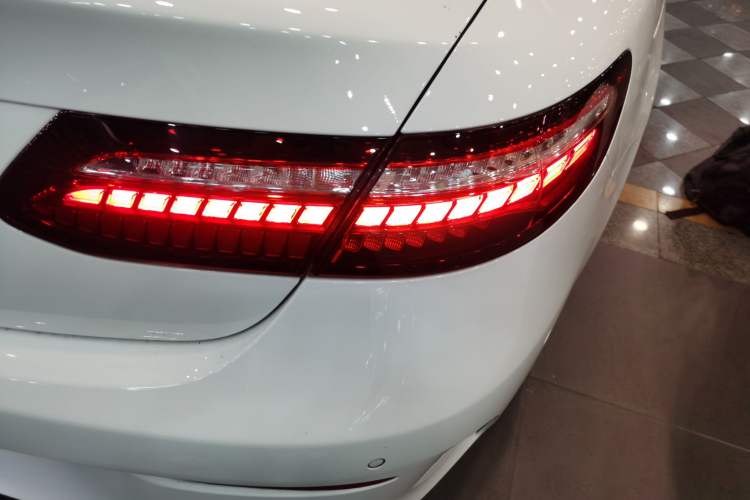 Used Mercedes-Benz E-Class 2021 E 260 Coupe