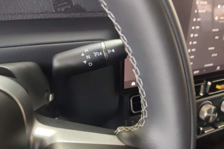 Used iCAR V23 2025 501 Four-Wheel Drive Intelligent Driving Version
