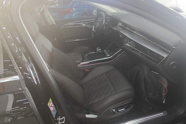 Used Audi A8 New Energy 2021 A8L 60 TFSIe quattro Right Front Seat