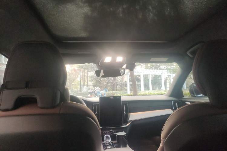 Used Volvo S90 2026 B5 Zhiyuan Luxury Edition
