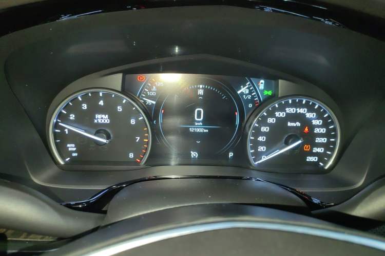 Used Cadillac XT5 2018 25T Luxury Model Instrument Cluster