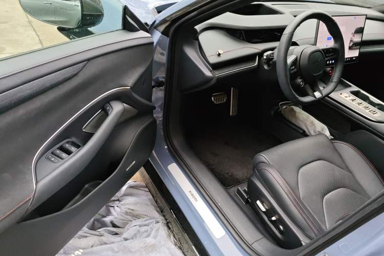 Used Xiaomi Auto SU7 2024 Four-Wheel-Drive Max Founder's Edition