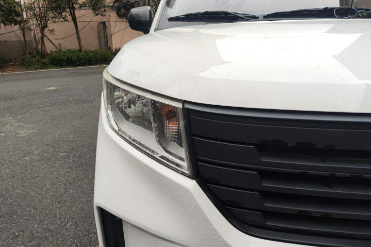 Used Wuling Hongguang PLUS 2019 1.5T Manual Standard Edition 5 Seats