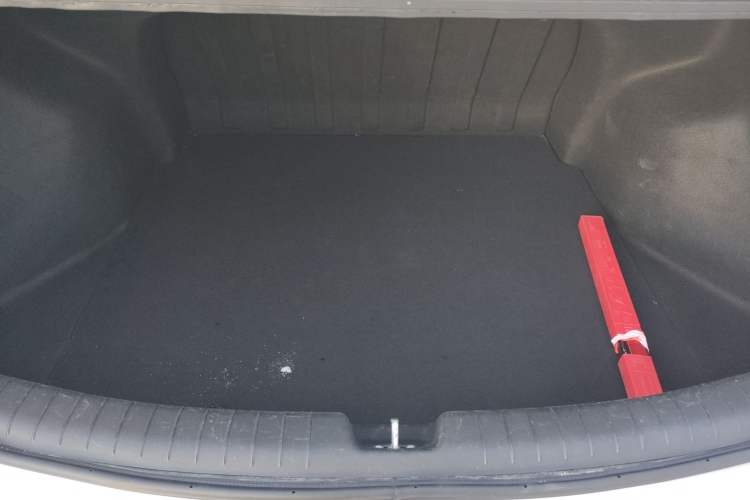 Used Hyundai Celesta 2017 1.6L Automatic Enjoyment Version GLS