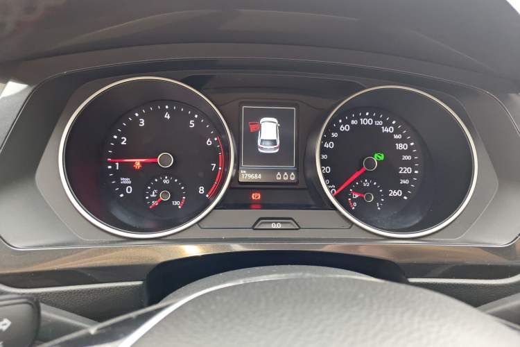 Used Volkswagen Tiguan 2017 280TSI Two-Wheel-Drive Elite Version