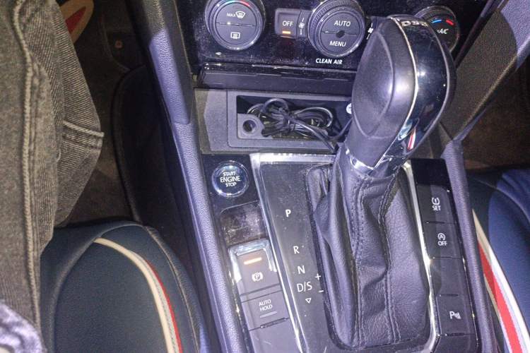 Used Volkswagen Lamando 2017 280TSI DSG Luxury Edition
