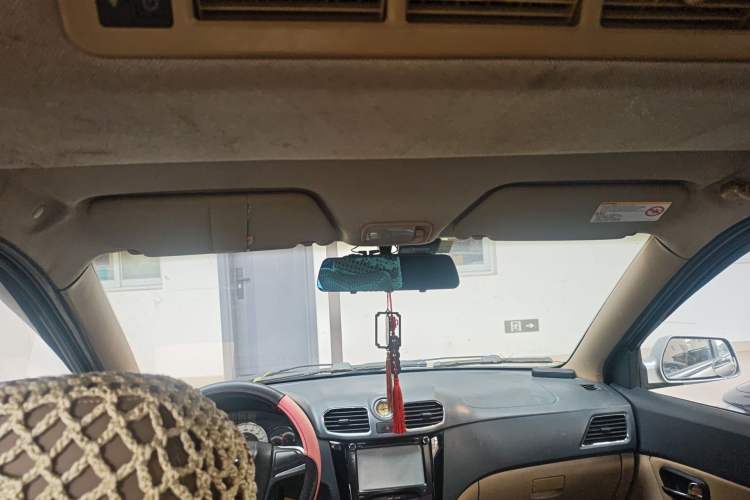 Used Wuling Hongguang 2014 1.5L S Comfort Model
