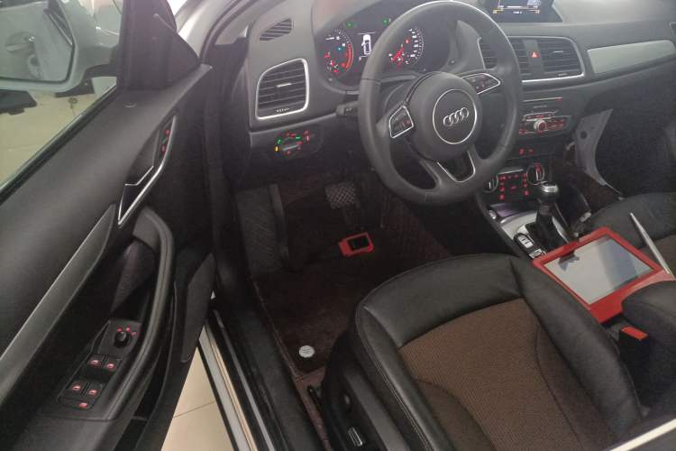 Used Audi Q3 2018 30th Anniversary Edition 30 TFSI Fashion Model