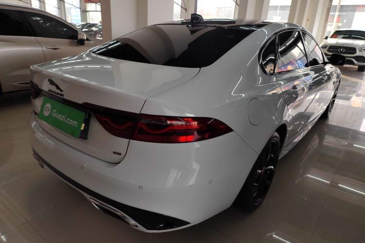 Used Jaguar XFL 2021 XFL 2.0T P250 All-Wheel-Drive Shimmering Black Sport Edition