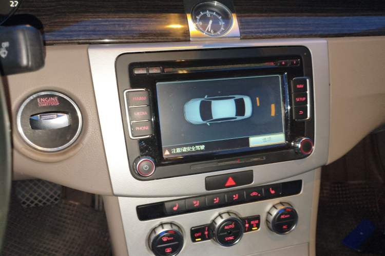 Used Volkswagen Magotan 2012 Facelift 1.8TSI Prestige Model
