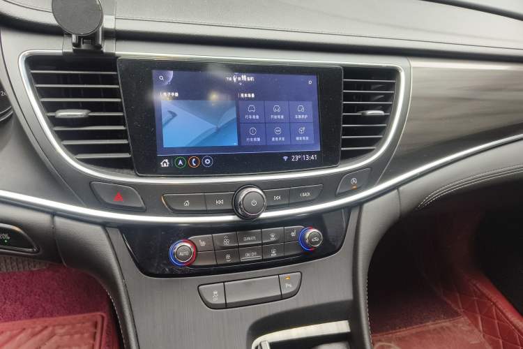 Used Buick LaCrosse 2021 552T Luxury Version Audio And AC Panel