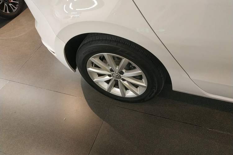 Used Volkswagen Golf Sportsvan 2019 280TSI Automatic Trendy Model China VI Standard