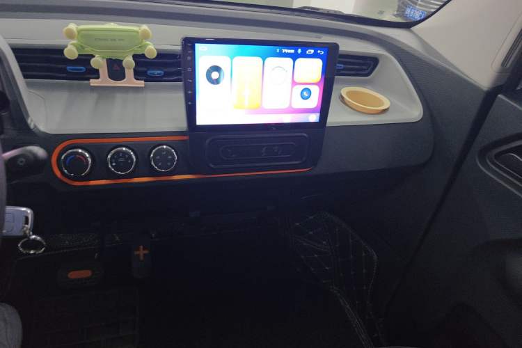 Used Wuling Hongguang MINIEV 2022 Easy Version Lithium Iron Phosphate
