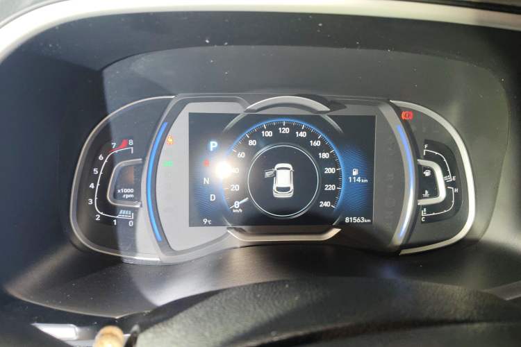 Used Hyundai Tucson 2019 280TGDi Dual-Clutch Two-Wheel Drive Fashion Edition China VI Standard