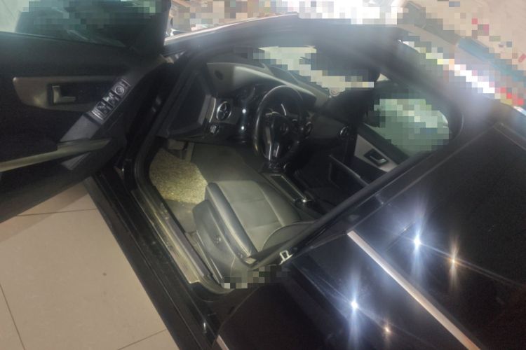 Used Mercedes-Benz GLK-Class 2015 GLK 260 4MATIC Dynamic Edition Ultimate Version
