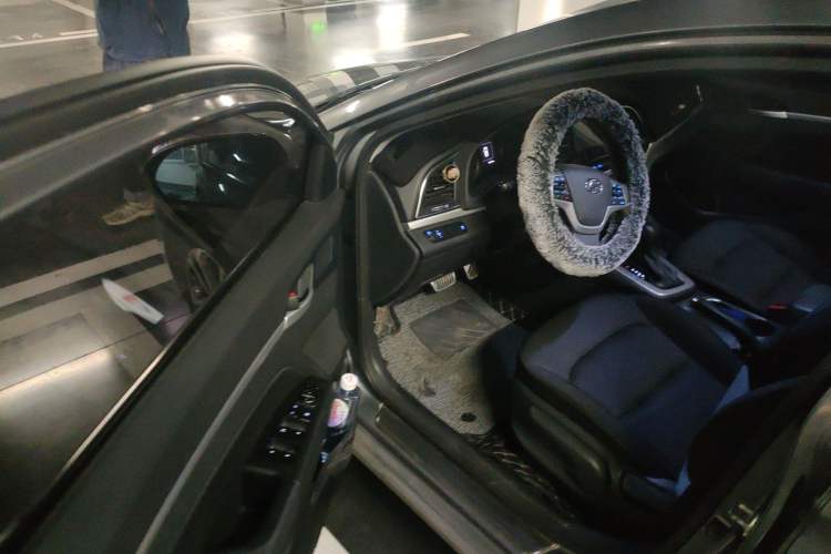 Used Hyundai Elantra (6th Generation / Lingdong) 2016 1.6L Automatic ZhiXuan – Elite Version Driver Seat