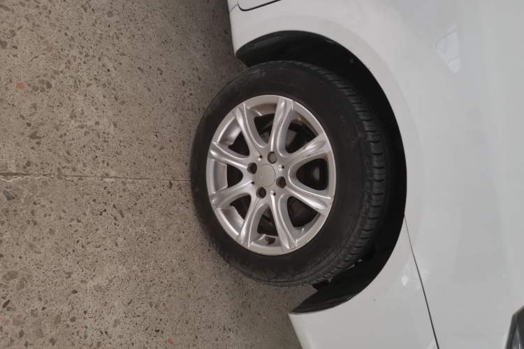 Used Geely Auto Diamond 2016 1.5L Manual Entry-Level Trim Right Front Wheel Hub