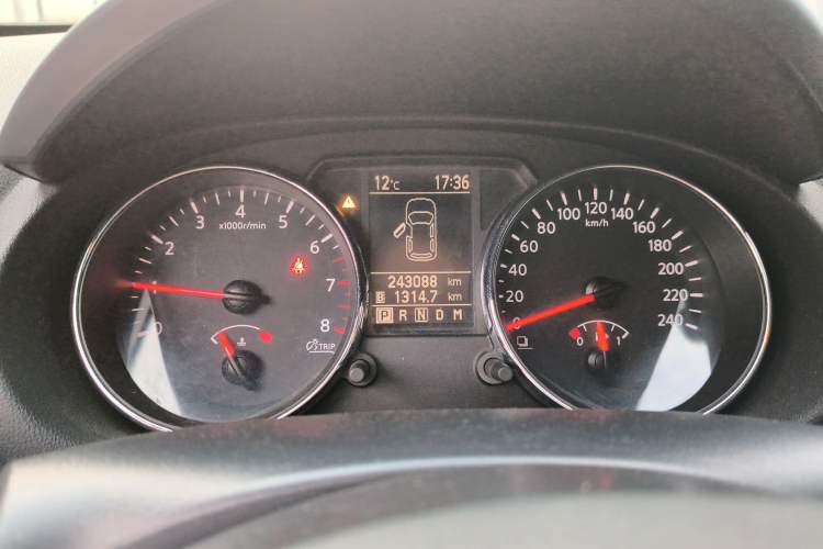 Used Nissan Qashqai 2012 2.0 XL Fire CVT 2WD
