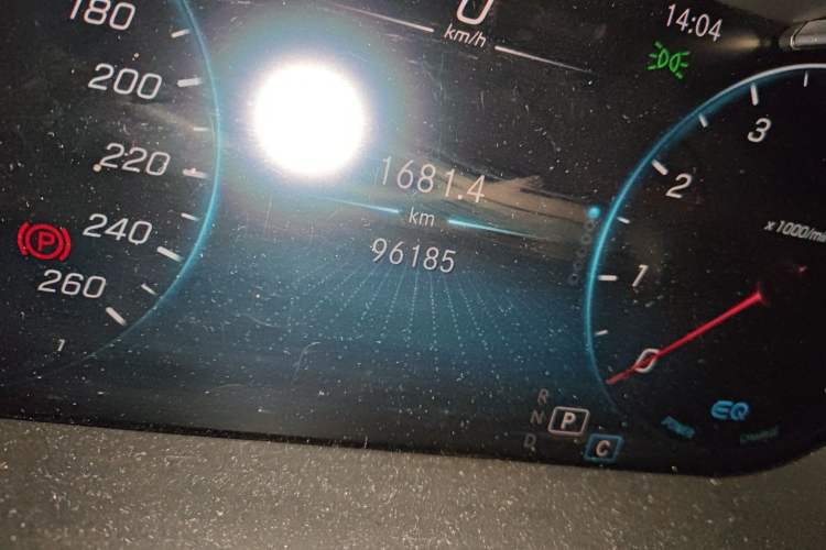 Used Mercedes-Benz C-Class 2020 C 260 L Sport Edition Odometer Close Up