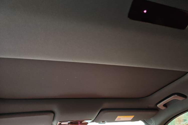 Used Li Auto L8 2023 Pro Model
