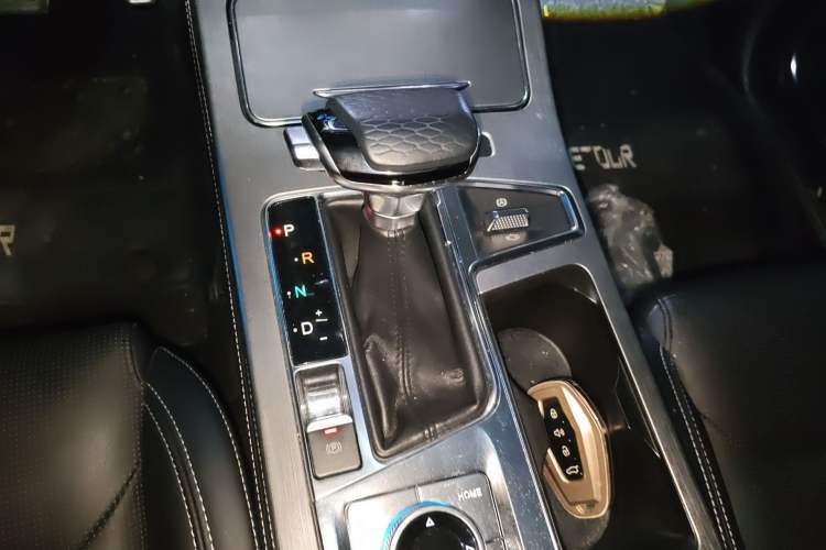 Used JETOUR X70 PLUS 2021 1.5T DCT Mountain 5-Seater
