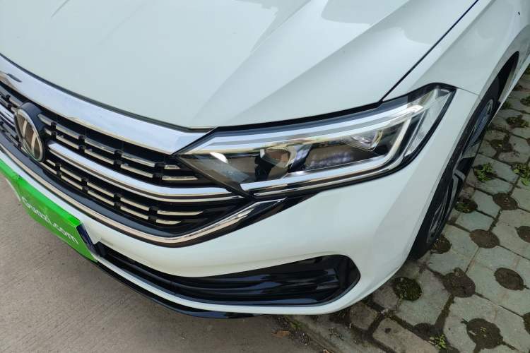 Used Volkswagen Sagitar 2024 300TSI DSG Excellence Edition Left Front Headlight