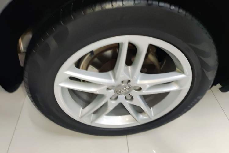 Used Audi Q5 2017 Plus 40 TFSI Technology Model