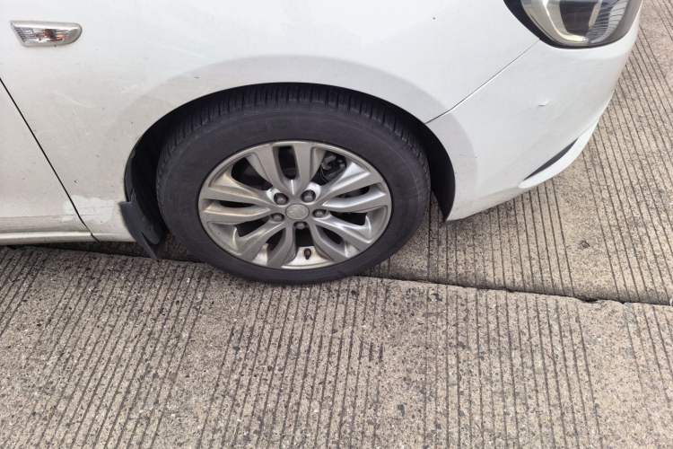 Used Buick GT 2018 15T Dual-Clutch Elite Model China V Standard
