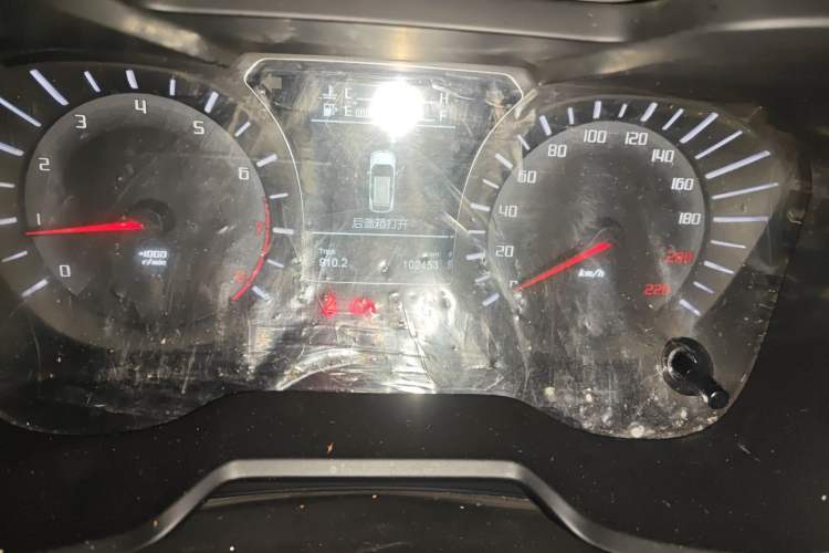 Used GAC Trumpchi GS4 2017 235T Manual Two-Wheel Drive Luxury Edition Odometer Close Up