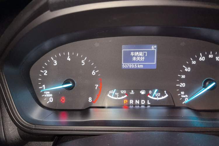 Used Ford EcoSport 2018 1.5L Automatic Elite Edition Odometer Close Up