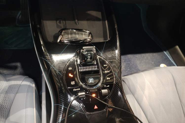 Used BYD Seal 2022 650 km All-Wheel-Drive Performance Version
