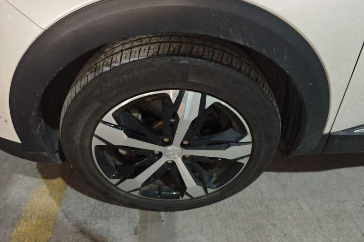 Used Peugeot 4008 2019 380THP Excellence Edition Left Front Wheel Hub