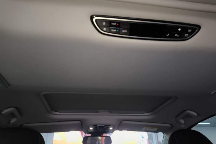 Used GAC Trumpchi M8 2023 Lingxiu Series 390T Prestige Edition
