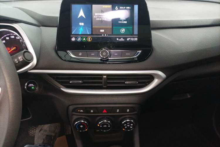 Used Chevrolet Trax 2019 Redline 335T CVT Top-Tier Model China VI Standard